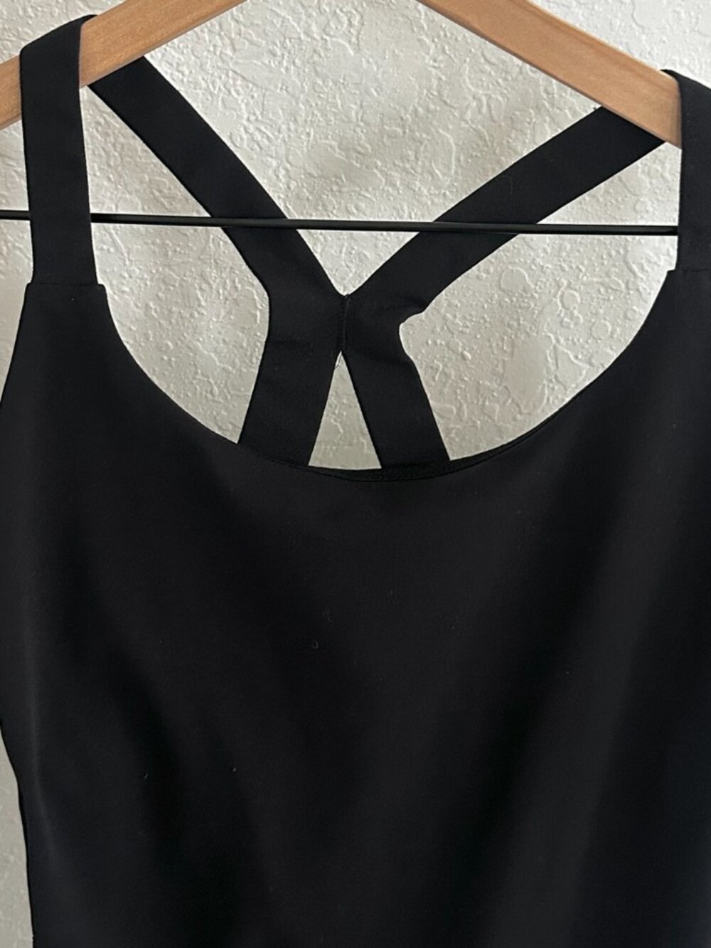 Spanx Black Cross Back Tank Soft Compression Size M - Picture 9 of 10